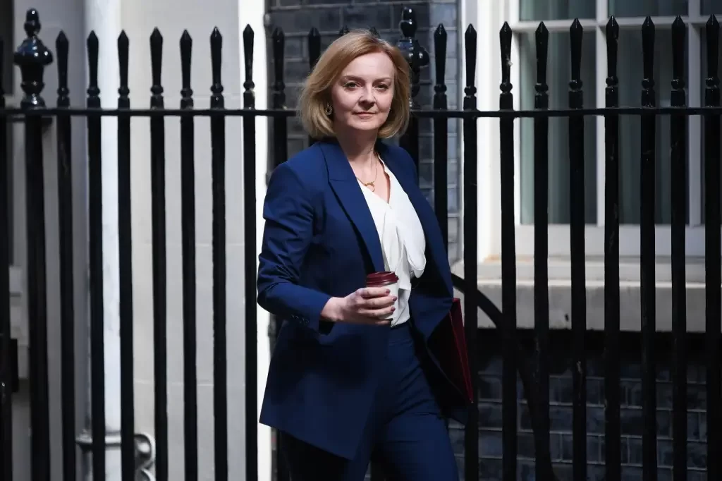Primeira ministra deixa o cargo no Reino Unido