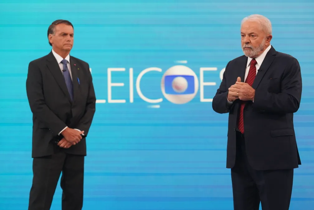 Debate na Globo: Lula e Bolsonaro comparam governos e trocam acusações