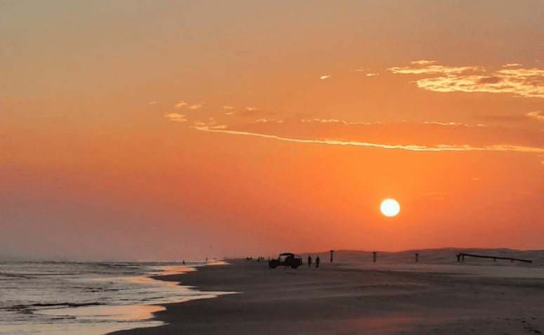 Feriadão lotou as praias e evidenciou deficiências.