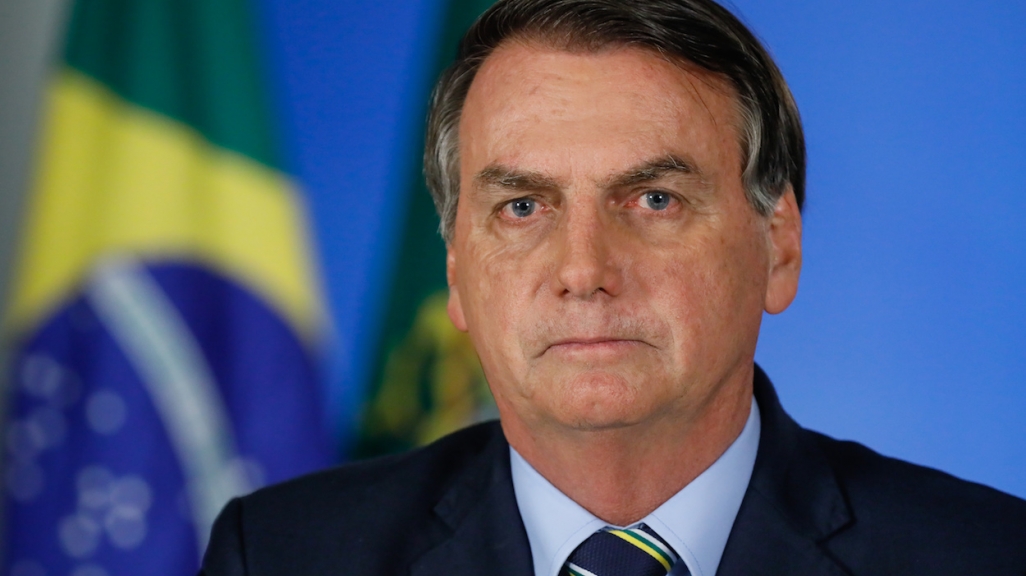 Bolsonaro mantém postura de reclusão