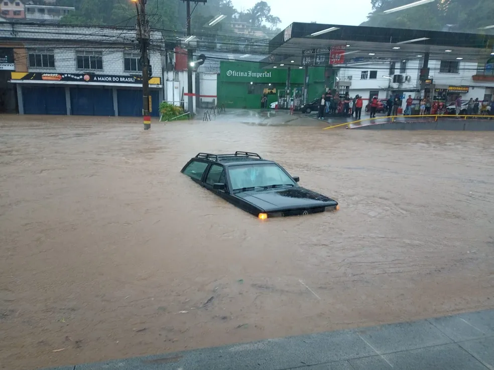 Defesa Civil liberou voltou a liberar as atividades comerciais do Centro Histórico devido à tendência de redução da intensidade das chuvas.