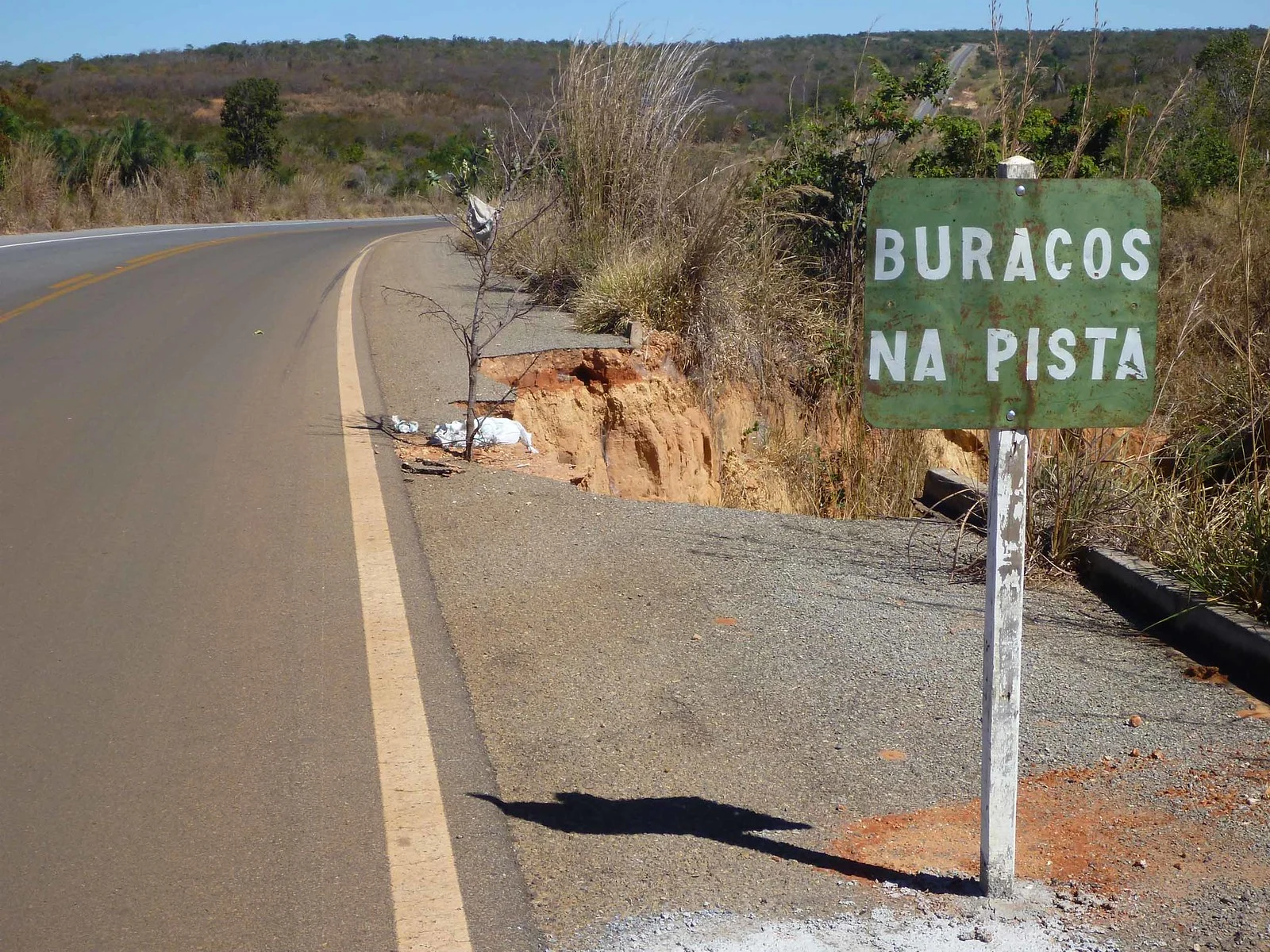 60% das rodovias estão inviáveis no Brasil