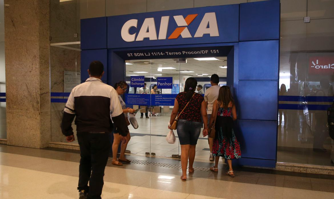 Caixa decide suspender certos consignados