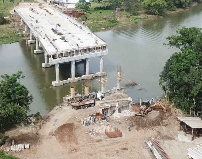 Ponte Stélio Boabaid tem final para fevereiro