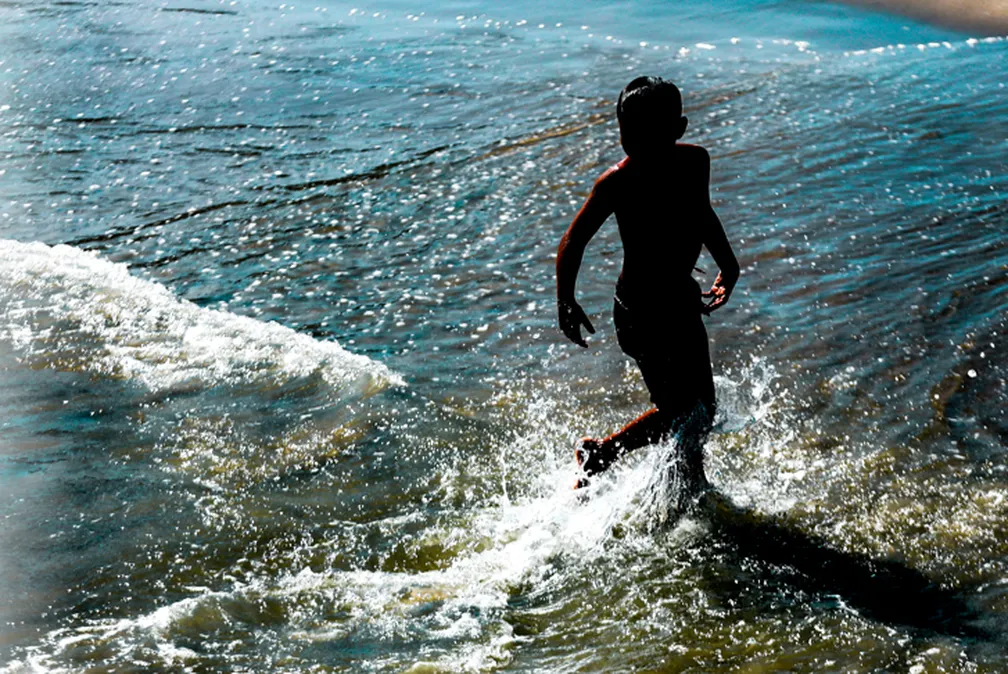 Temporada de verão em SC tem alta de 45% nos casos de crianças desaparecidas