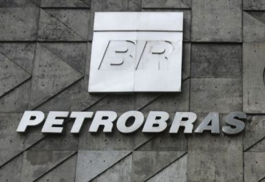 Petrobrás quer salários de R$ 165 mil reais