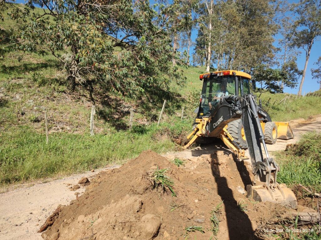 Obras continuam em Estradas do interior