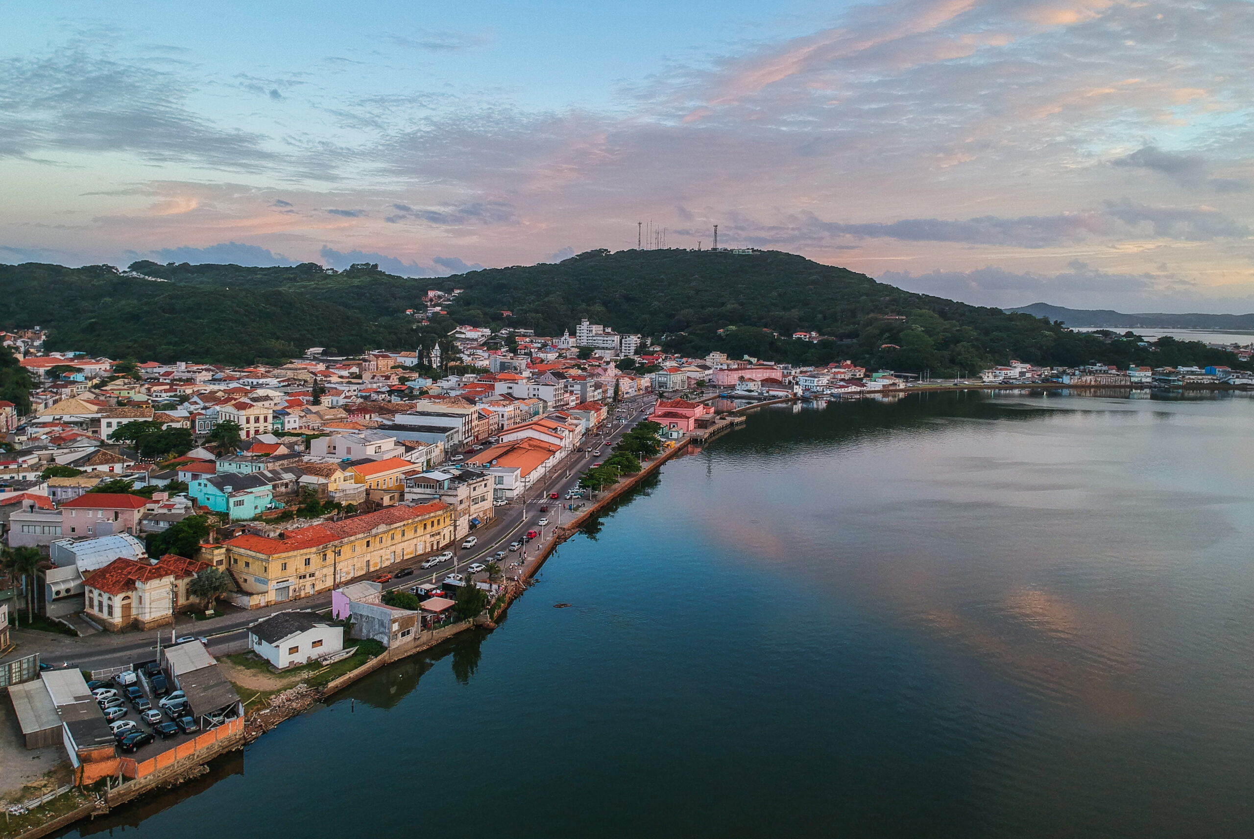 Laguna prepara base do seu mais alto edifício